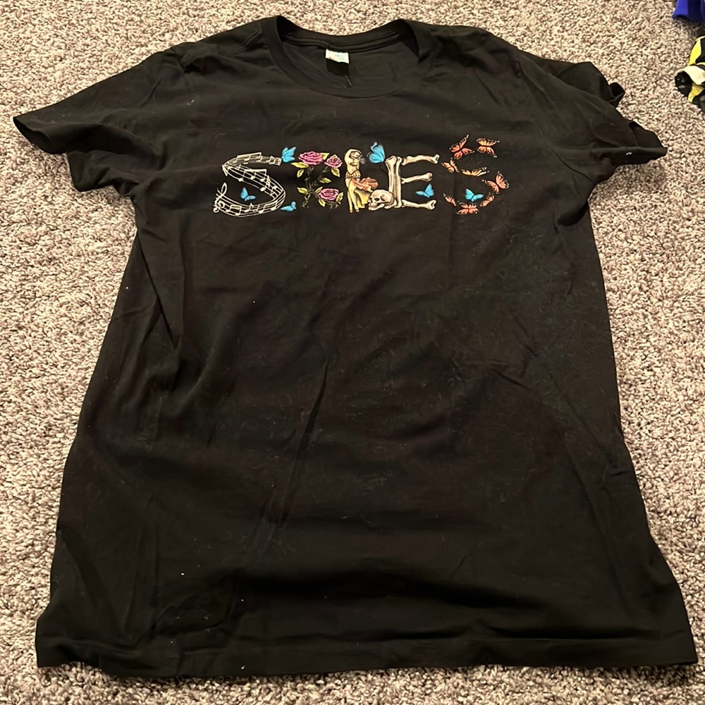 Skies musical black band tee by pacific medium butterflies skull music notes